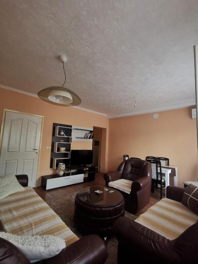 Apartman Anja トレビニエ エクステリア 写真